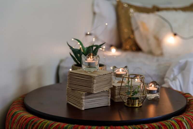 25 Cozy DIY Home Decor Ideas Using Stitching
